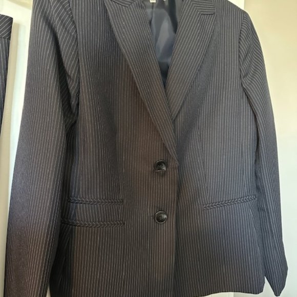 LE SUIT 2PC NAVY BLUE PINSTRIPE PANSTUIT - Picture 2 of 6